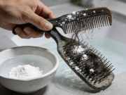 梳子去屑防缠绕 温水 + 小苏打 梳齿洁净如新