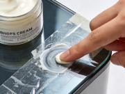 胶带残留去除 护手霜 + 擦拭 轻松溶解胶质