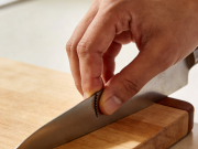 切菜不伤手的正确握刀姿势