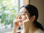 3 个小方法缓解眼部疲劳 告别干涩酸胀