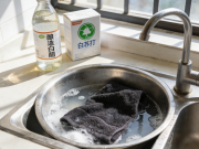 毛巾异味别暴晒！白醋 + 小苏打 泡一泡清香如新