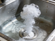 厨房排水管疏通简易方法