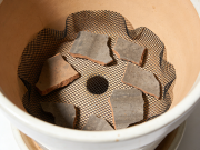 花盆底孔防漏土 纱网 + 瓦片 透气不漏水